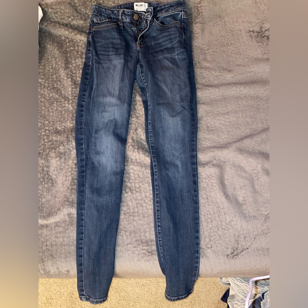 Skinny jeans
